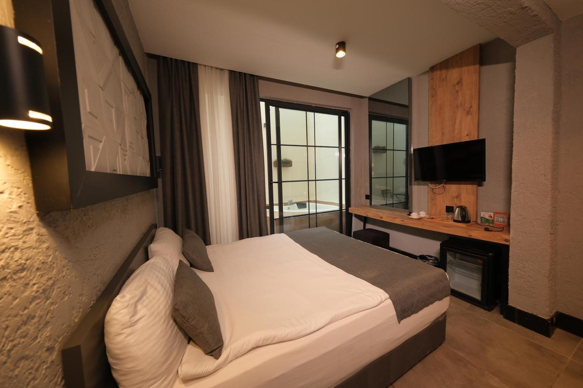 Mielo Lara Hotel Antalya Exteriör bild